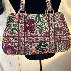VERA BRADLEY PURPLE AND GREEN TOTE HANDBAG